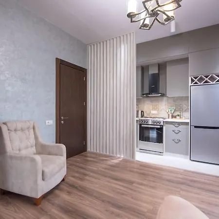Gg Home - Cozy 2-Bedroom Apartment On Pekini Avenue Tbilisi Exterior photo