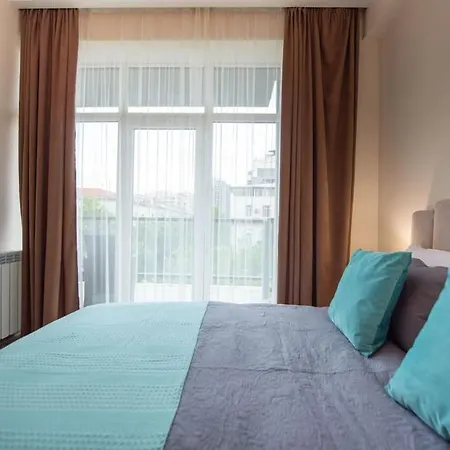 Gg Home - Cozy 2-Bedroom Apartment On Pekini Avenue Tbilisi Exterior photo