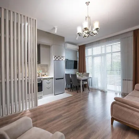 Gg Home - Cozy 2-Bedroom Apartment On Pekini Avenue Tbilisi Exterior photo