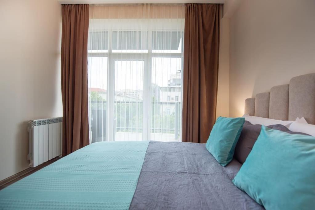 Gg - Cozy 2-bedroom On Pekini Avenue * Tbilisi