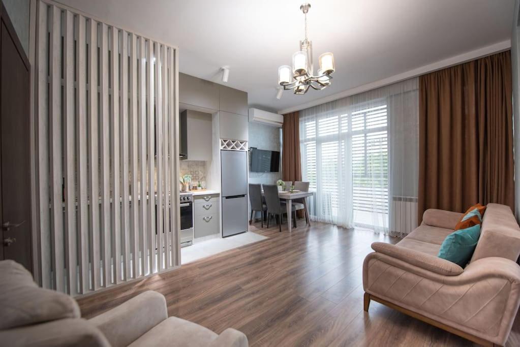 Apartment Gg - Cozy 2-bedroom On Pekini Avenue *