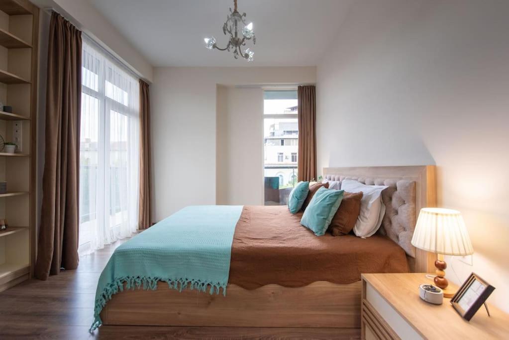 Apartment Gg - Cozy 2-bedroom On Pekini Avenue